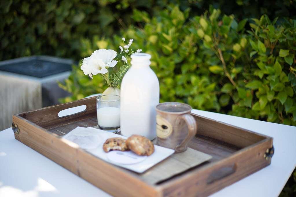 Farmhouse Inn Forestville Restaurang bild