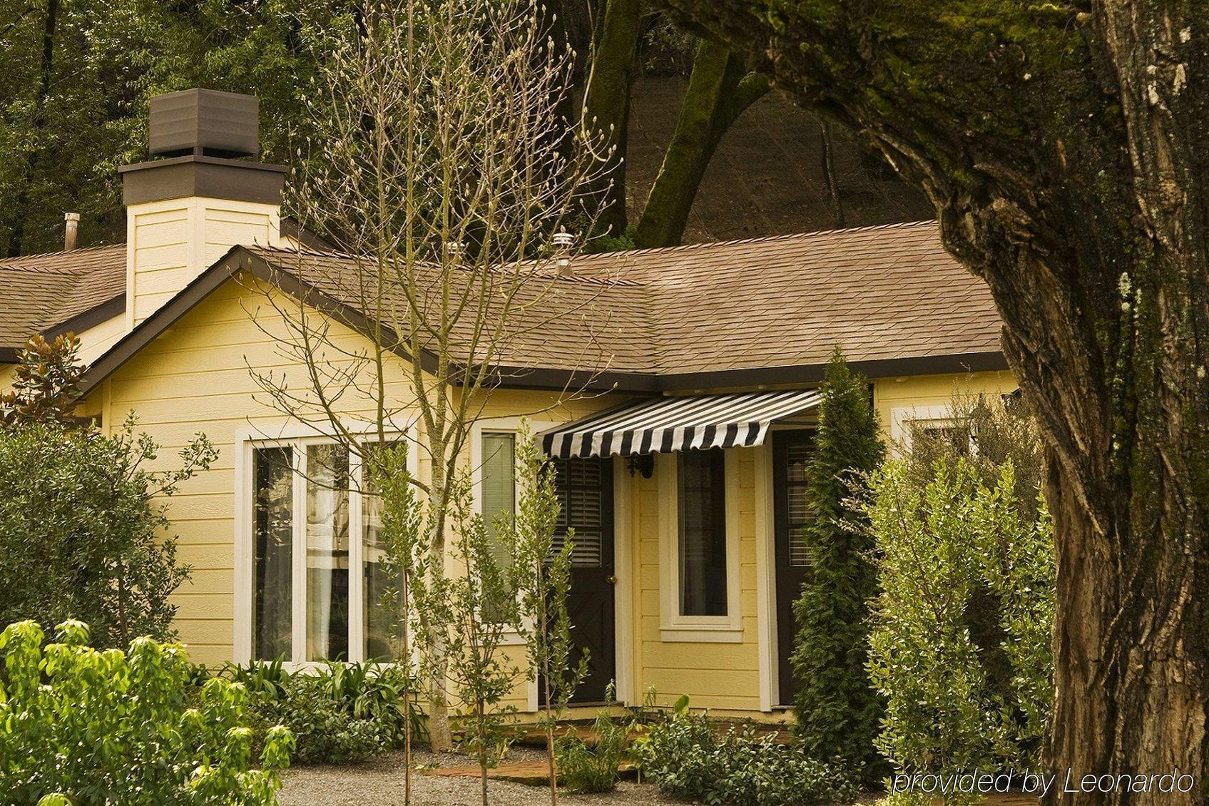 Farmhouse Inn Forestville Exteriör bild